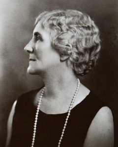 Mayna Avent studied art in Nashville and Cincinnati, then went on to the Académie Julian in Paris, which had been attended by Henri Matisse, Diego Rivera, and John Singer Sargent. The Tennessee State Museum called her “a pathfinder for future generations of women . . . an important transitional figure in art in Tennessee and in the South.” Image circa 1930 provided by Walter Nance and Mayna Avent Nance.