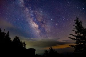 View of the night sky above Kuwohi